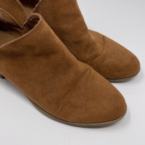 American Eagle Low Cut Ankle Booties Brown Suede Slip on Low Heel Size 8 - Picture 9 of 9